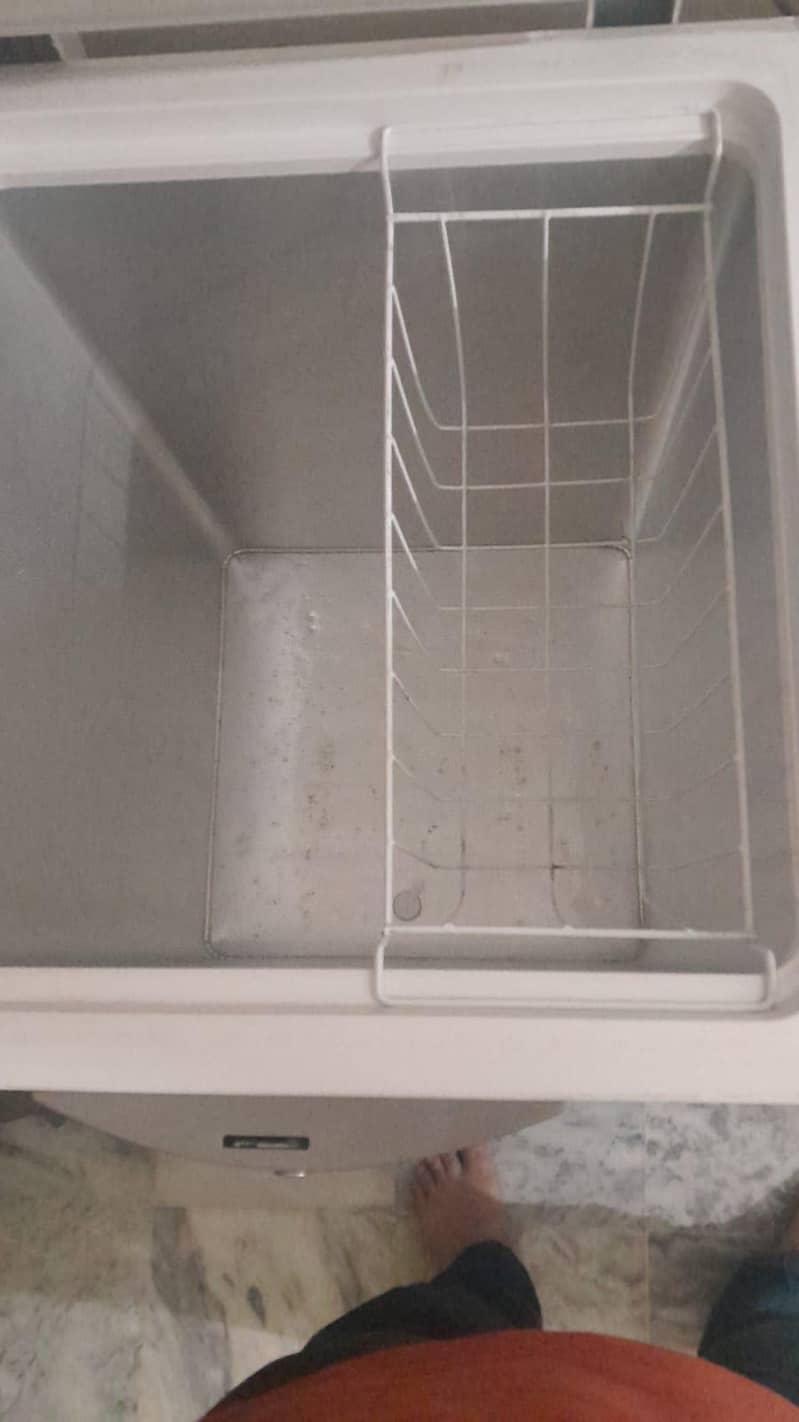 Dawlance freezer 2