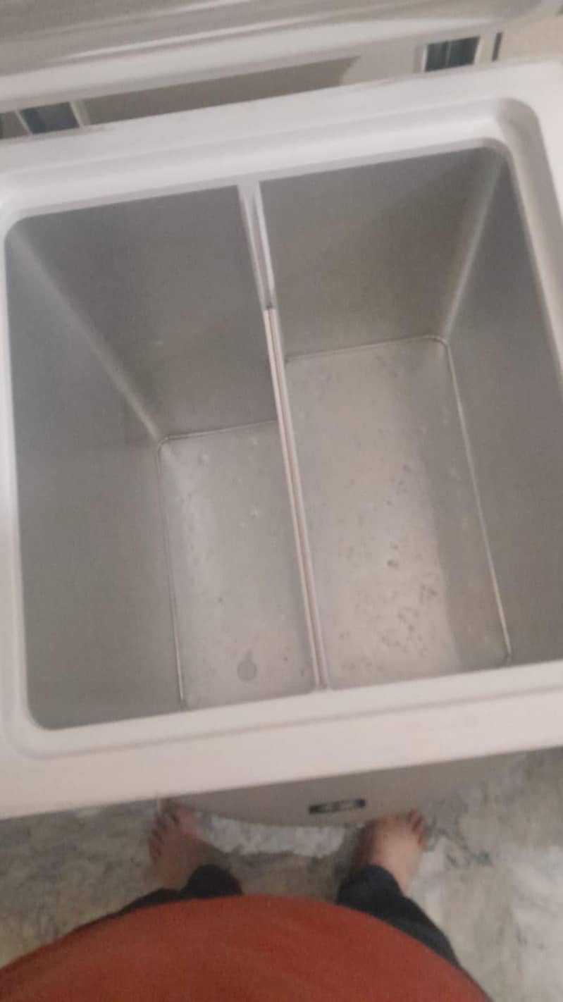 Dawlance freezer 3