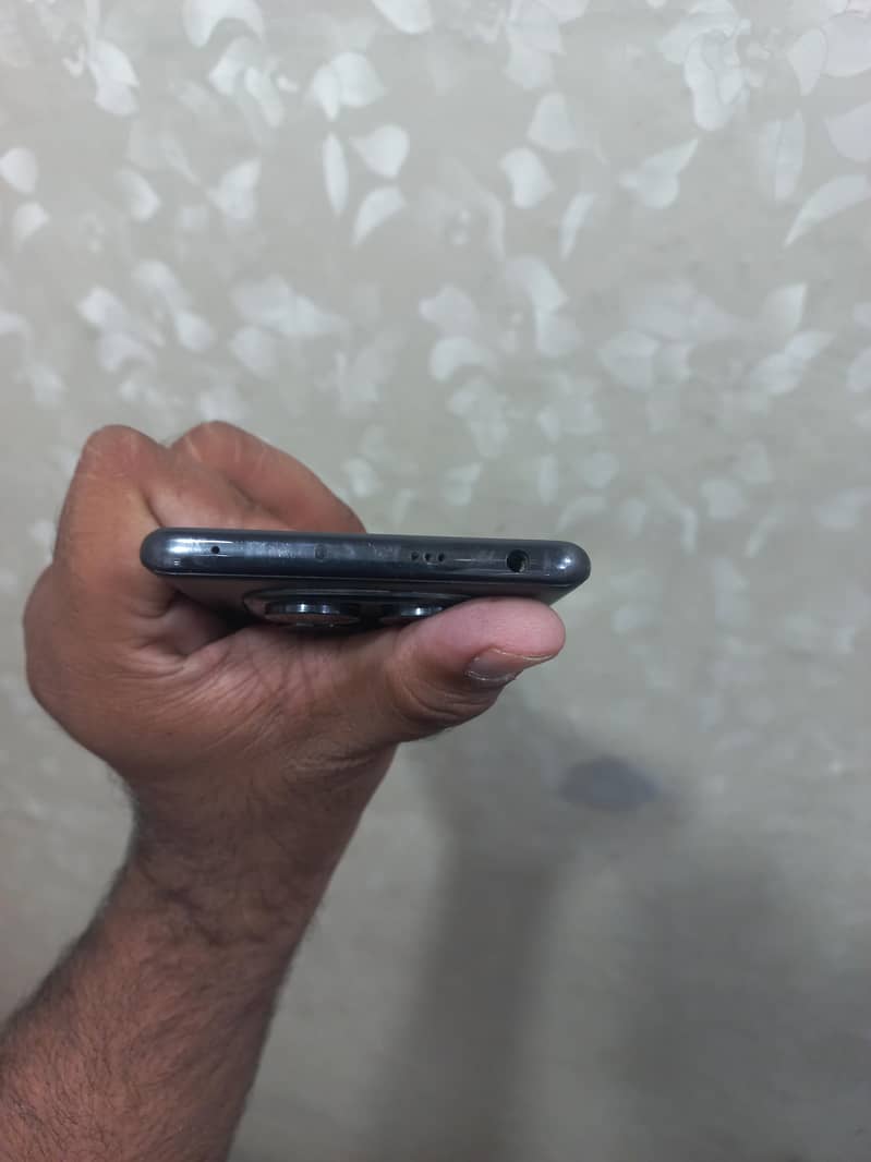 Xiaomi Redmi Note 14 Pro 7