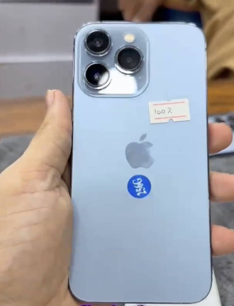 Apple iPhone 13 Pro 2