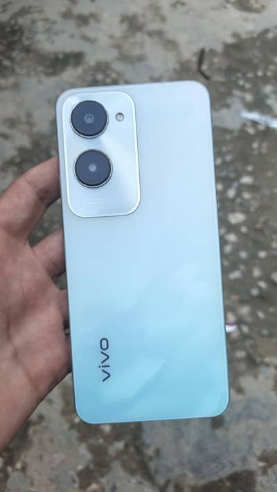 Vivo Y18
