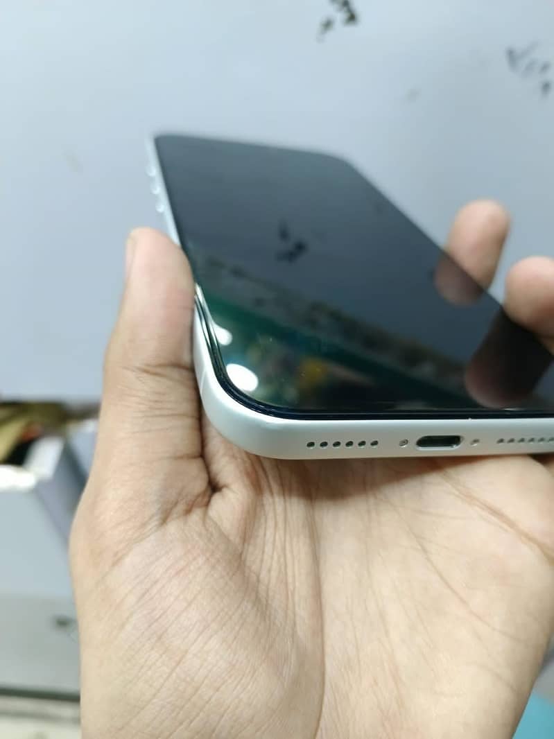 Apple iPhone 17 Pro Max 5