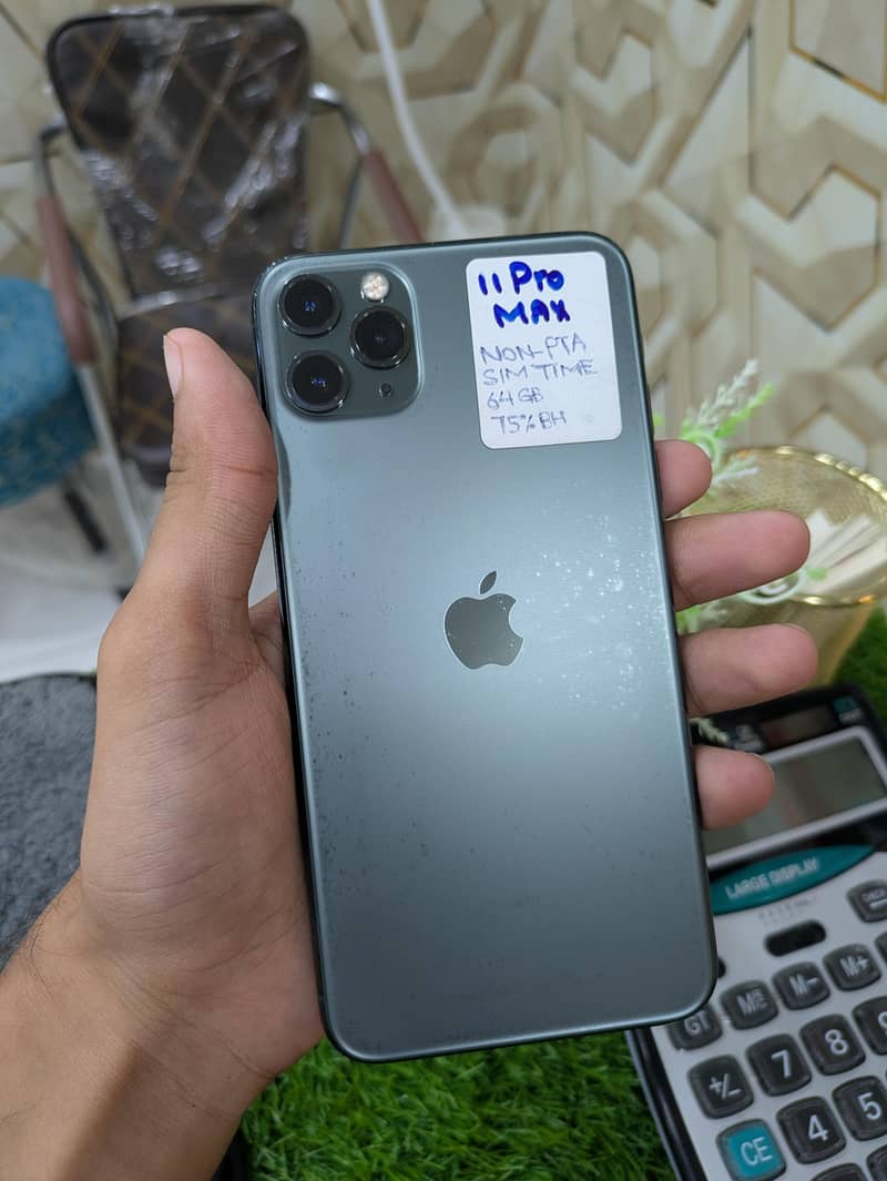 Apple iPhone 11 Pro Max 0
