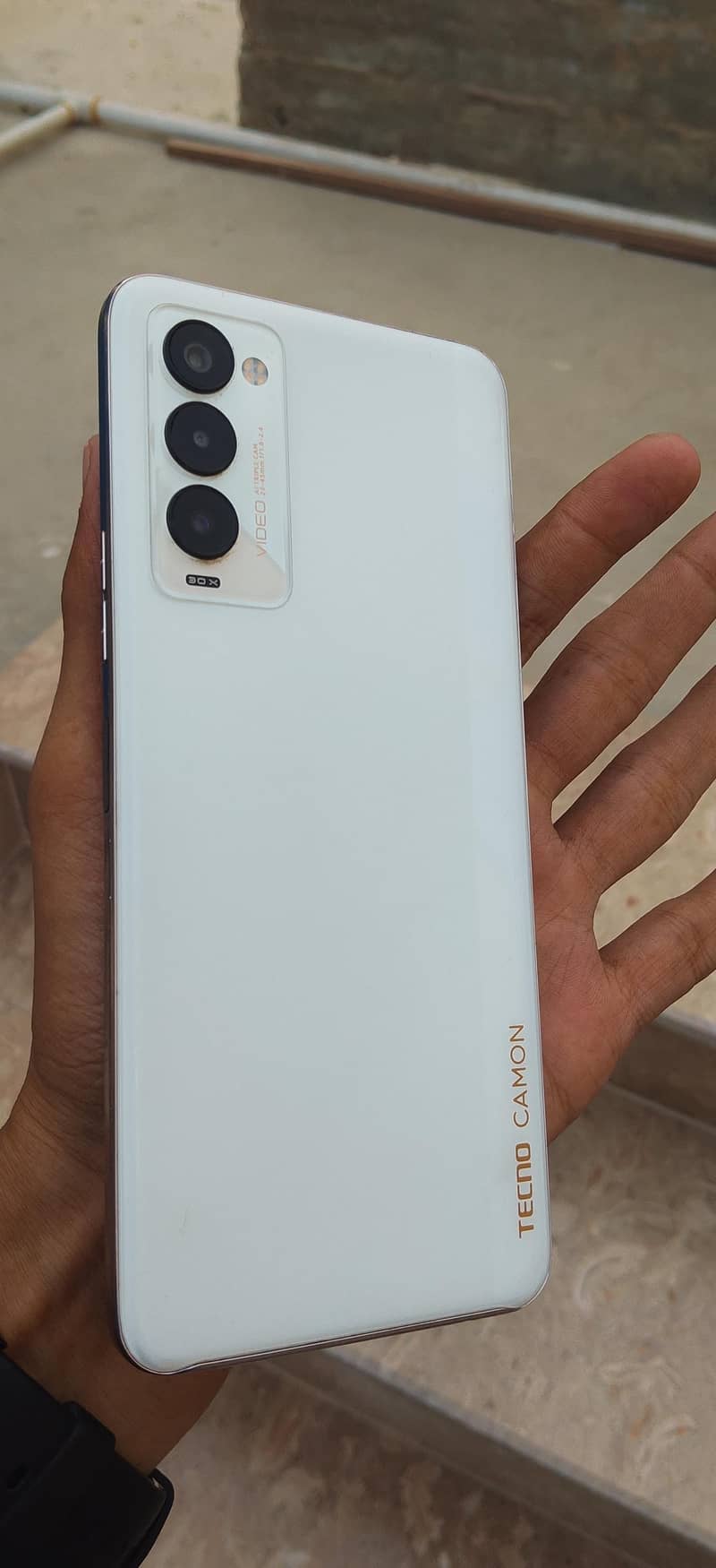 Tecno CAMON 18P 1