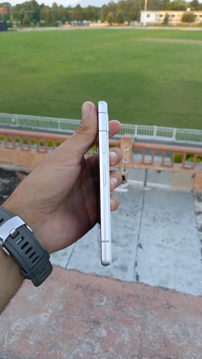 Google Pixel 7a 1