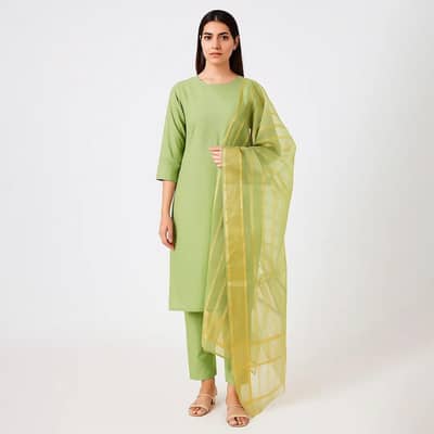 3 Pcs Women's Unstitched Plain Suit