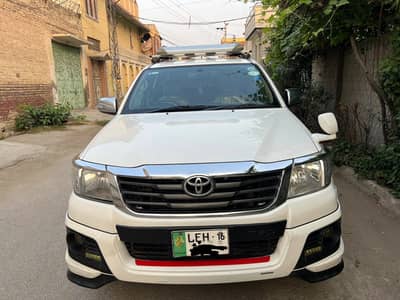 Toyota Hilux 2016
