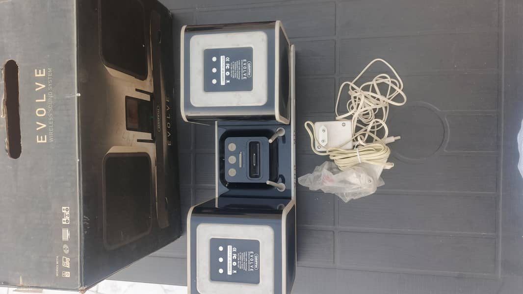 Griffin Evolve Wireless sound system 0