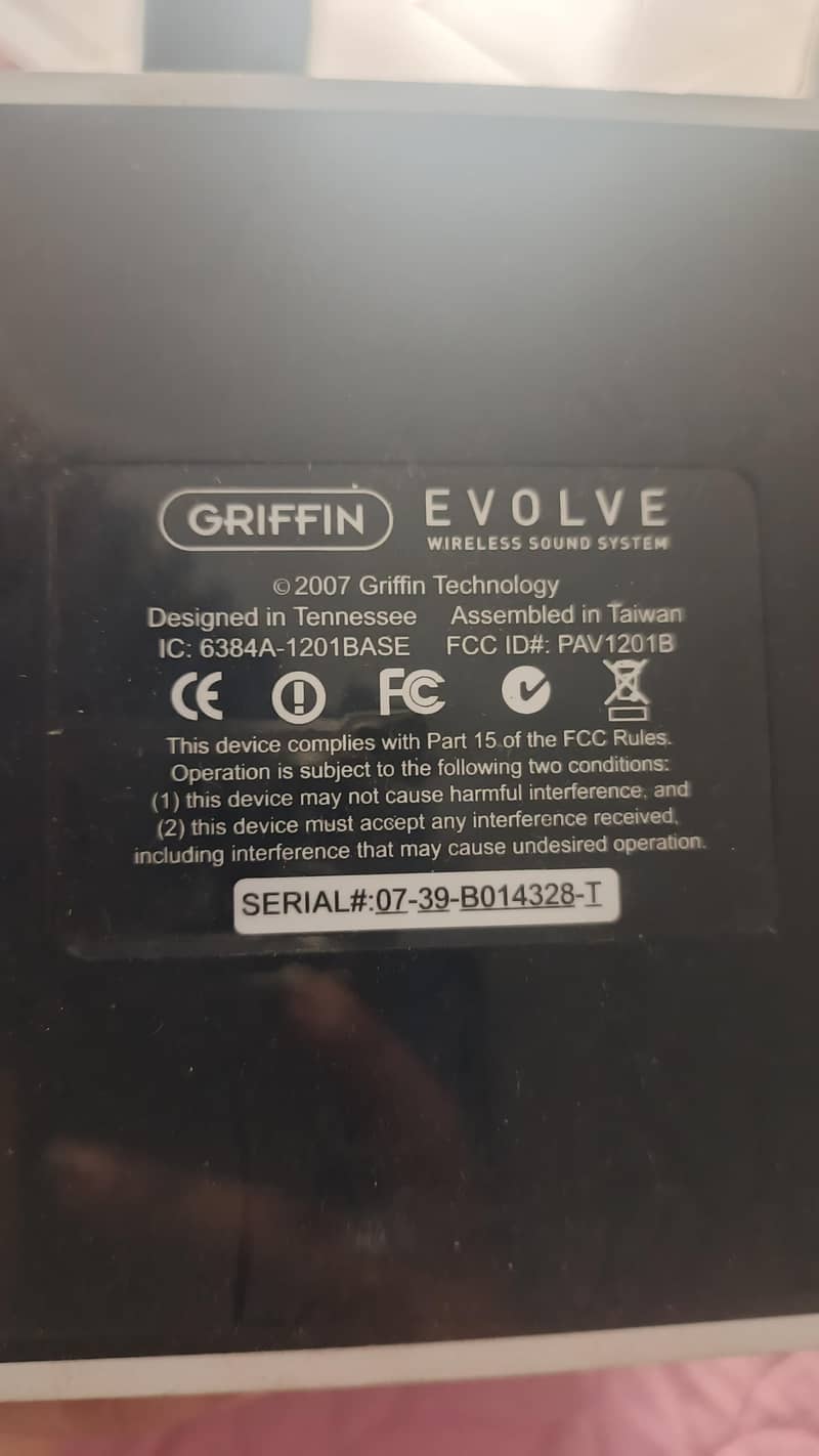 Griffin Evolve Wireless sound system 3