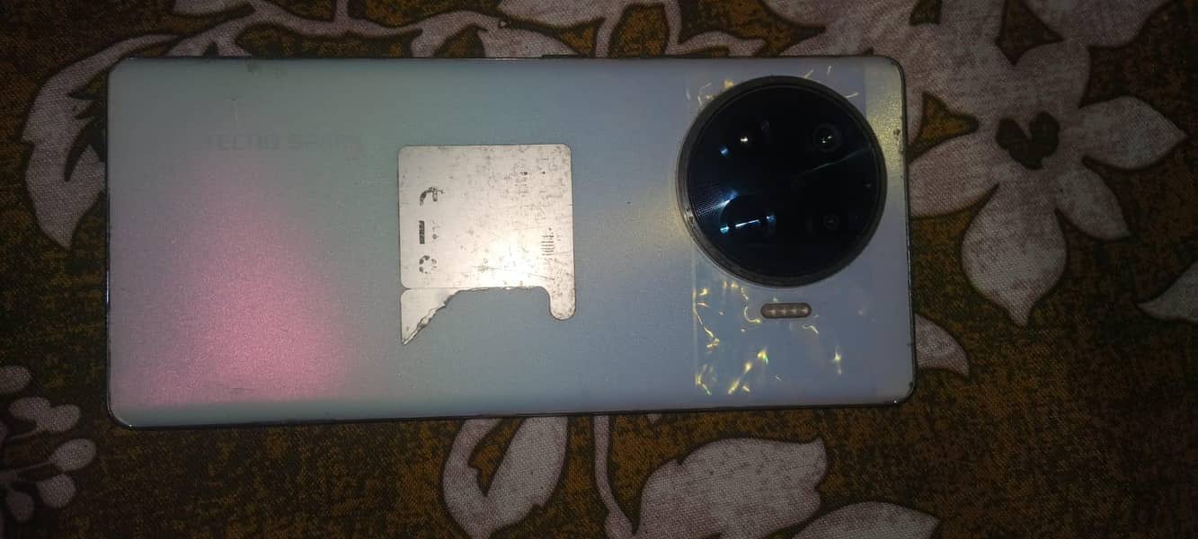 Tecno CAMON 20 Pro 0