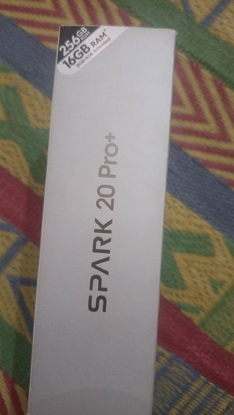 Tecno CAMON 20 Pro 4
