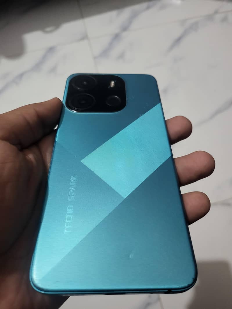 Tecno Spark Go 1