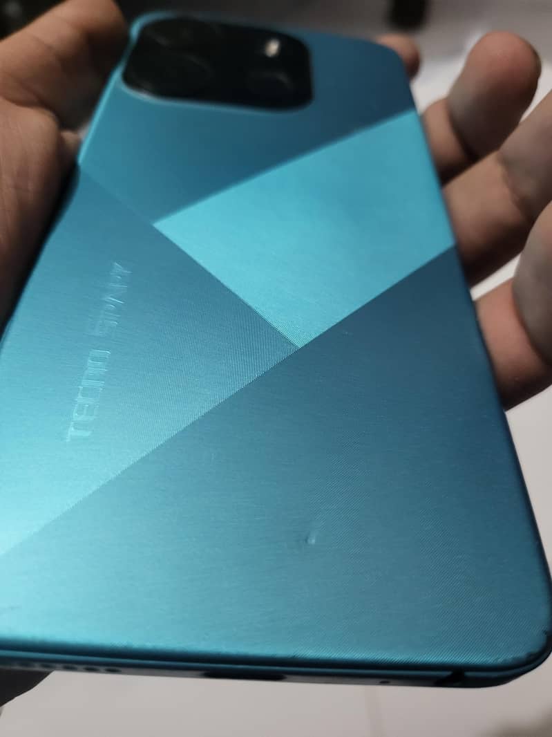 Tecno Spark Go 8