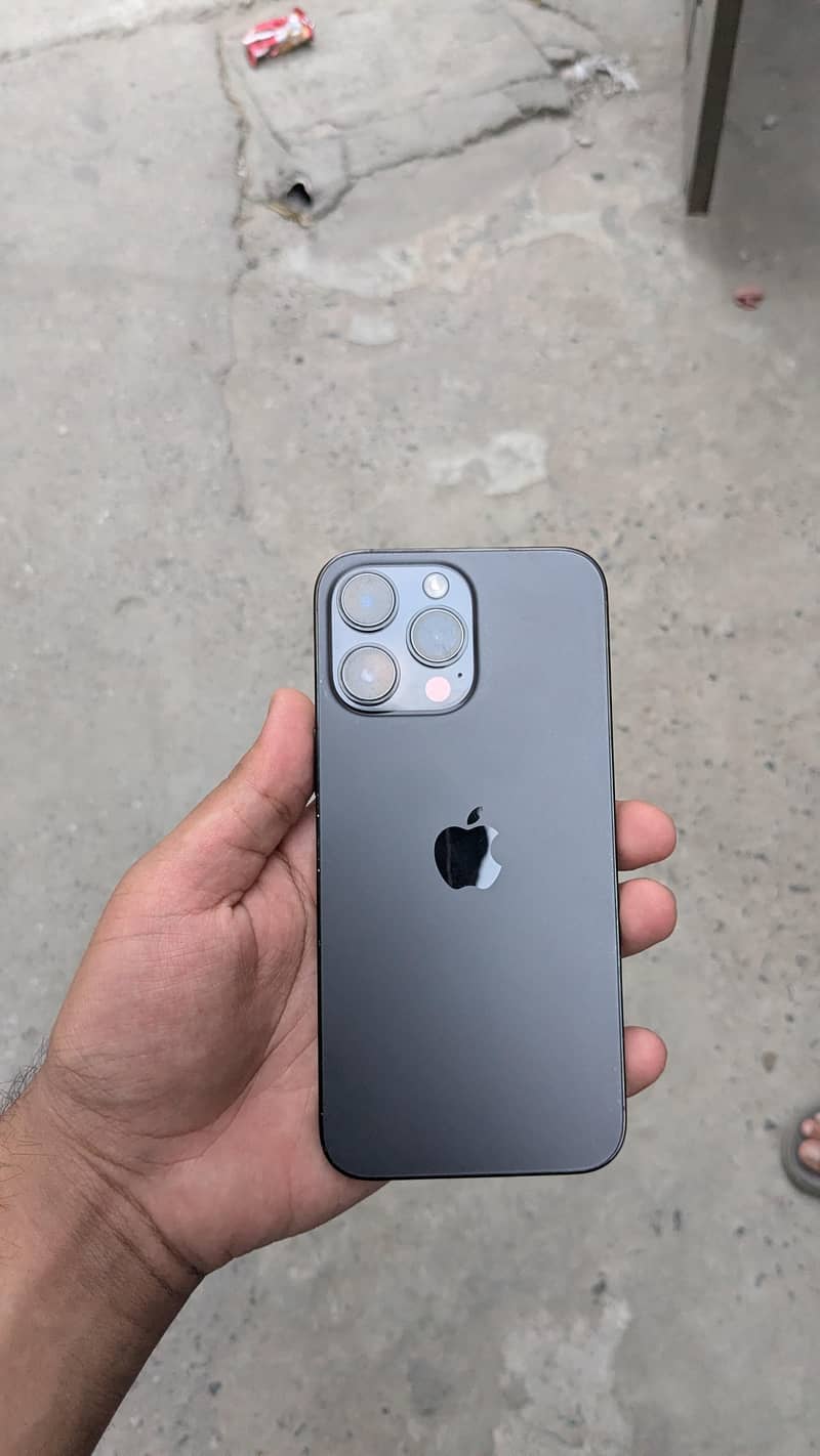 Apple iPhone 14 Pro Max 0
