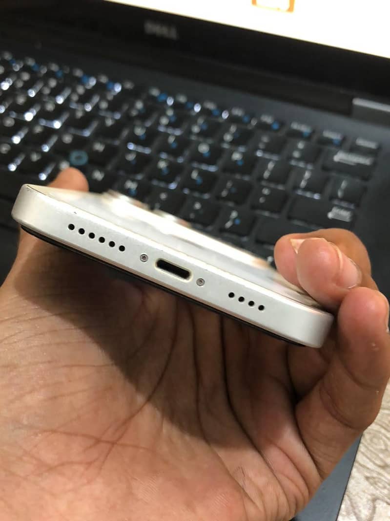 Apple iPhone XR 5