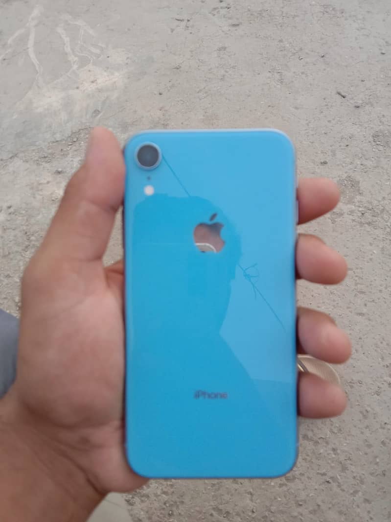 Apple iPhone XR 1
