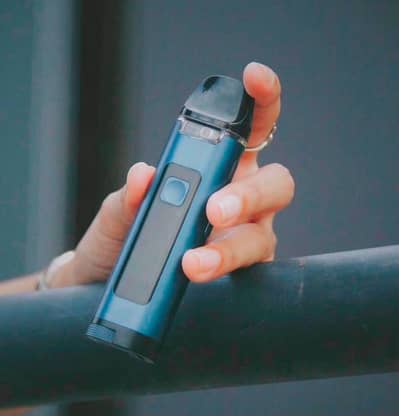 Crown D VIP screen device