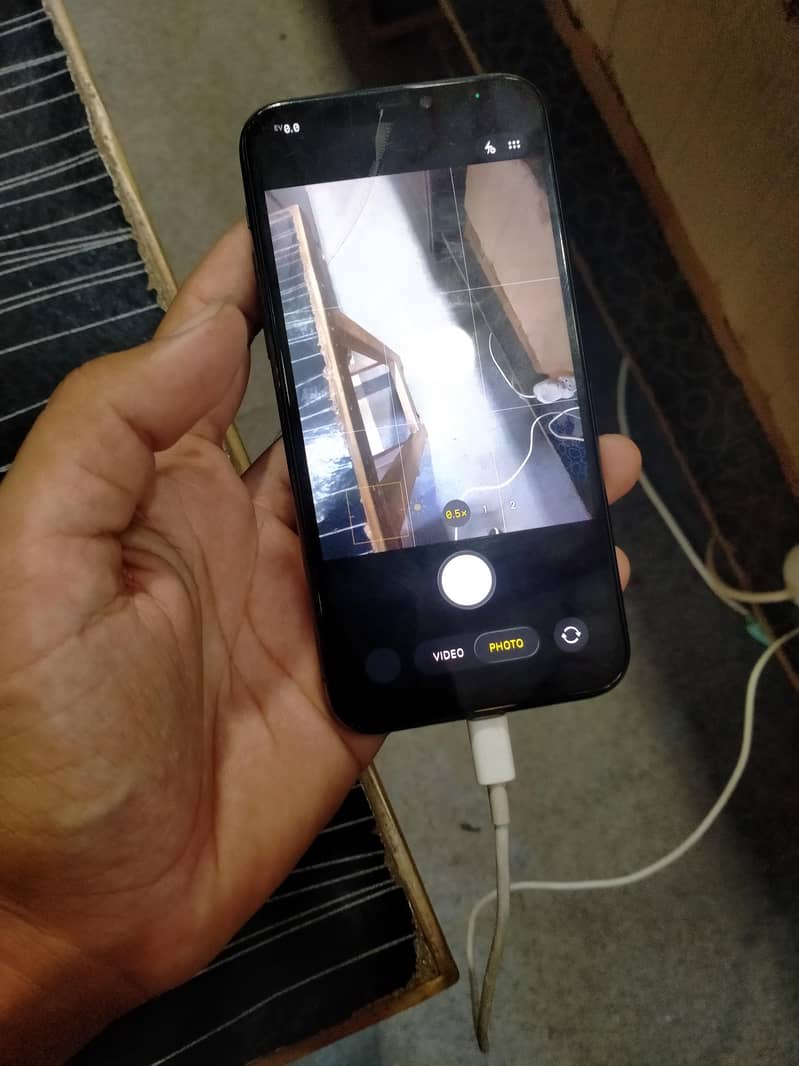 Apple iPhone 11 Pro 0