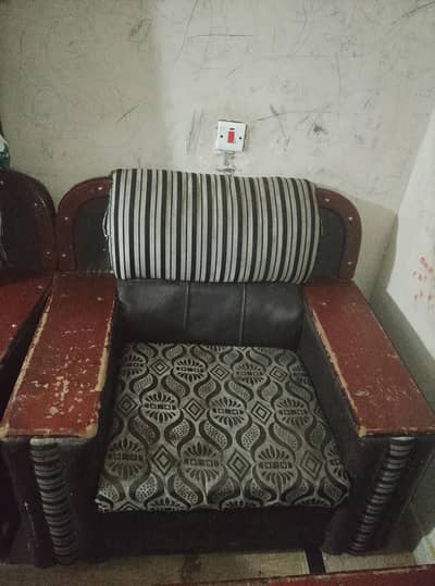 4 seeter sofa for room and 2 seeter 3 sofas for TV lounge