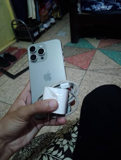 Apple iPhone 15 Pro Max