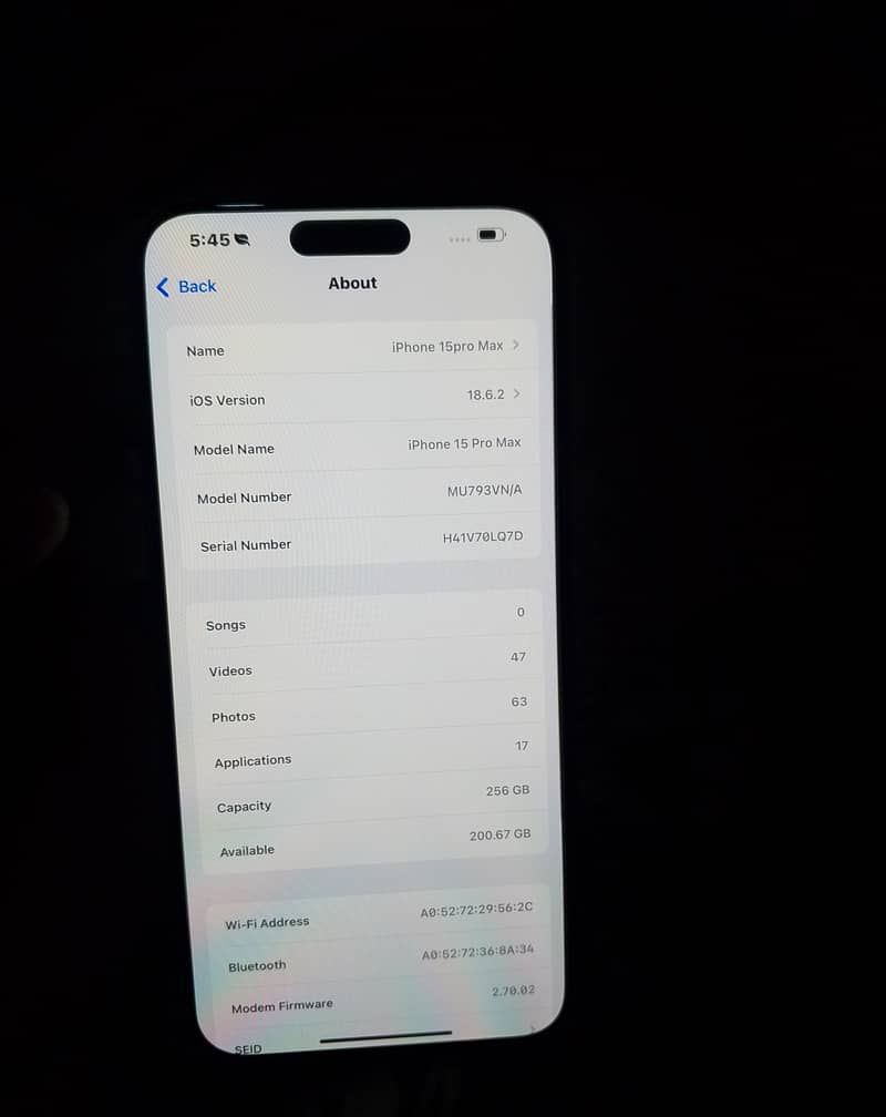 Apple iPhone 15 Pro Max 4