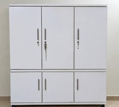 3 door  moveable wardrobe with detachable shoerack