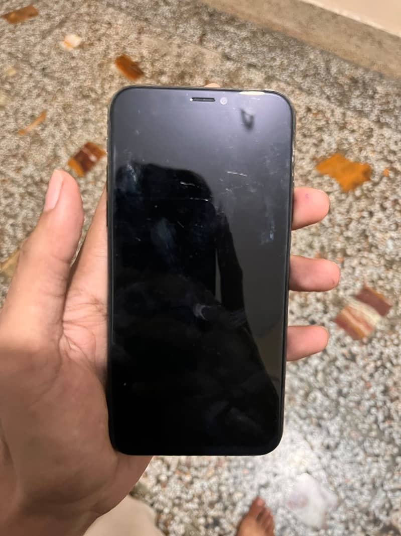 Apple iPhone X 3