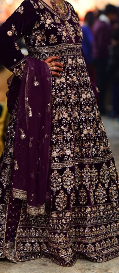 Agha Noor Bridal Dress Embroidery on Velvet and Silk net