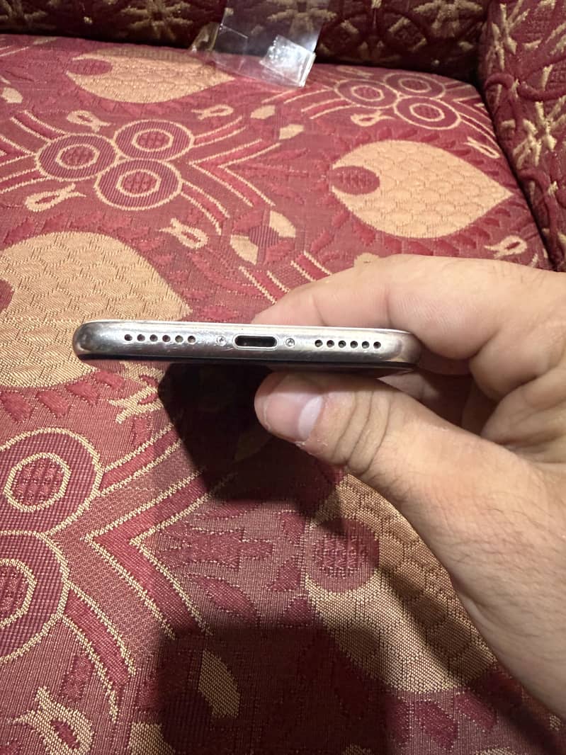 Apple iPhone X 2