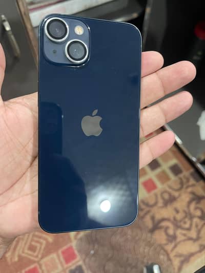 Apple iPhone 13