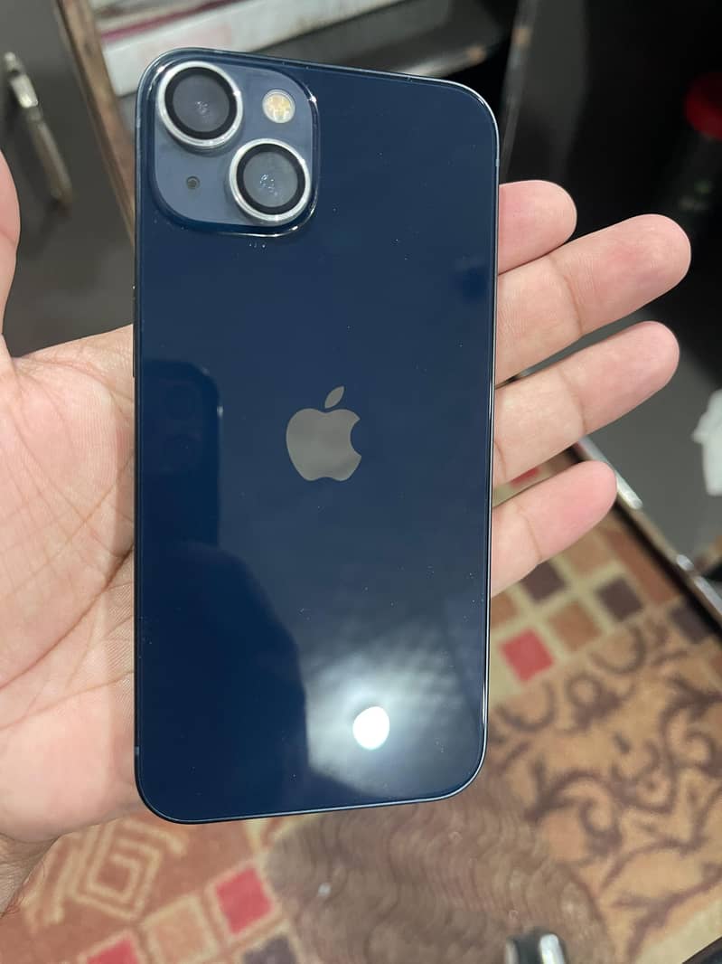Apple iPhone 13 0