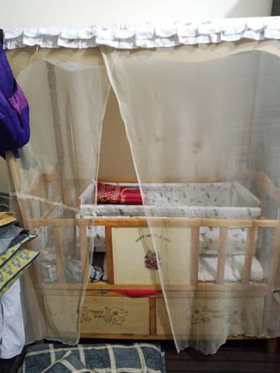 wooden crip bed for kids with storage draws