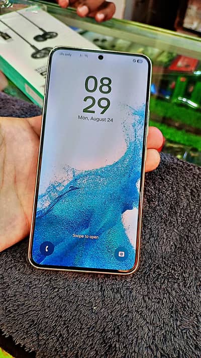 Samsung Mobile S22
