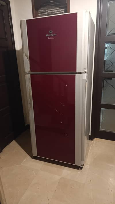Dawlance glass door 18 cubic foot