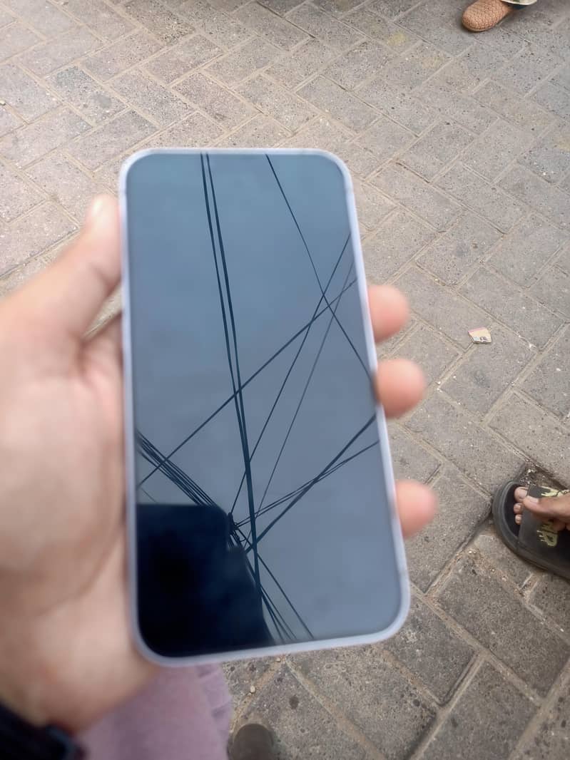 Apple iPhone 14 7