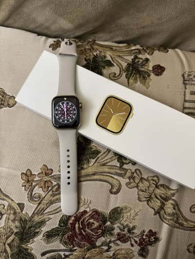 Apple watch series 9 stainless steel gold