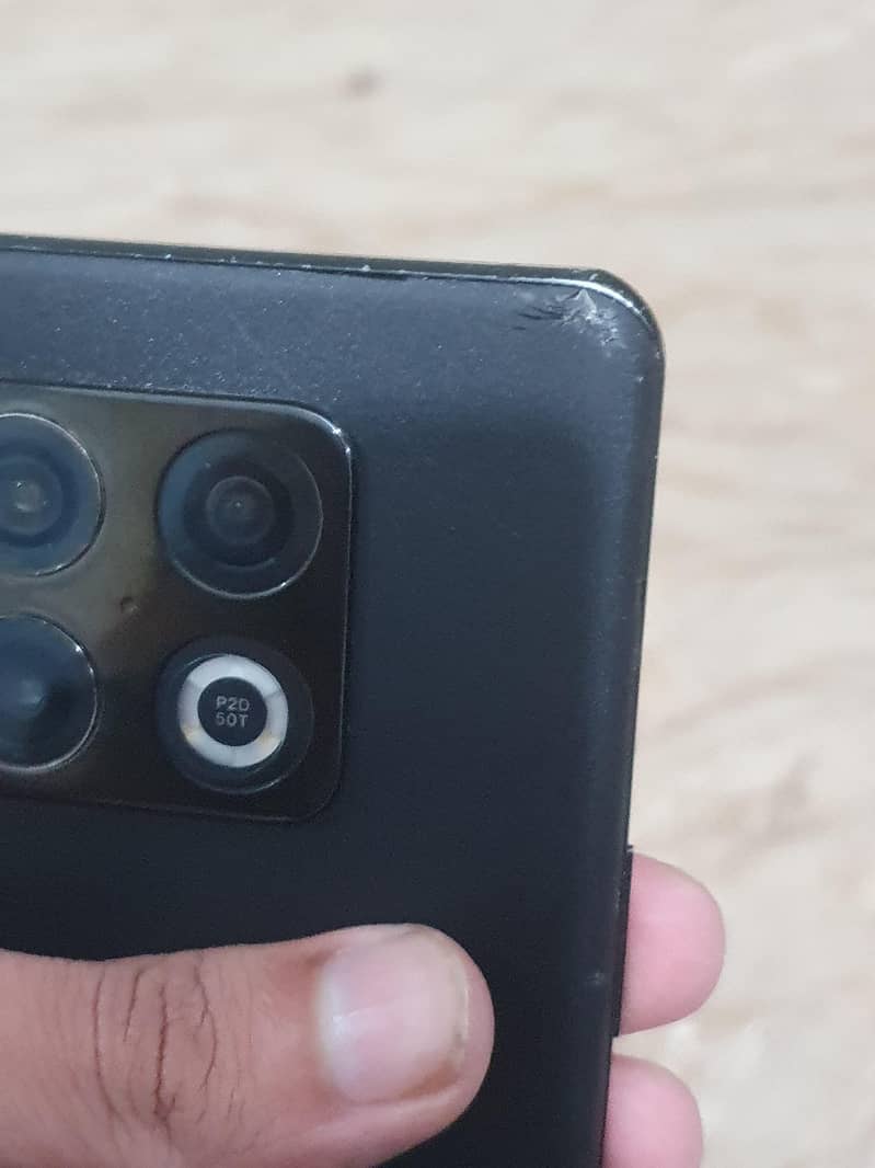 One Plus 10 Pro 4
