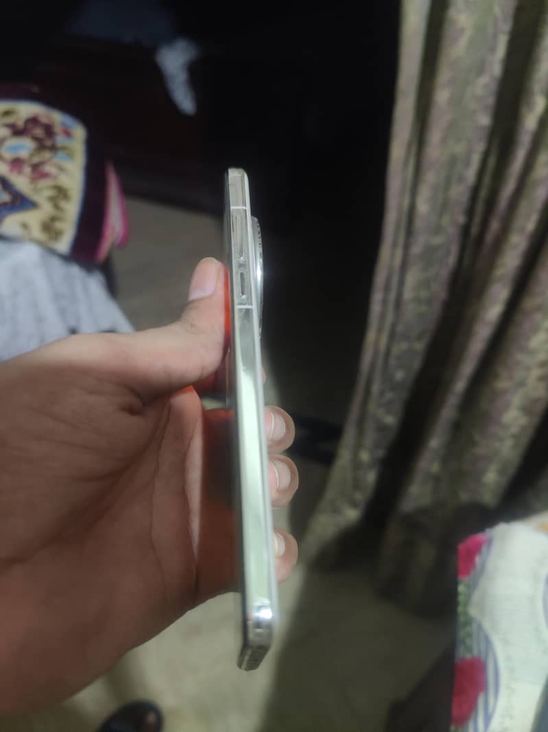 One Plus 13 4