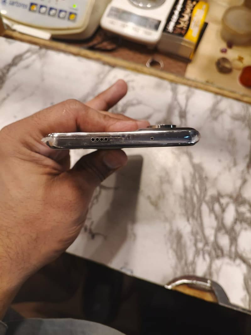 tecno camon40pro 3