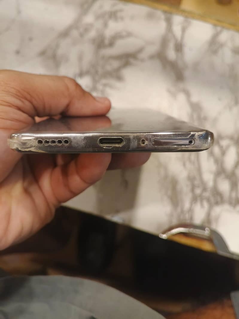 tecno camon40pro 4