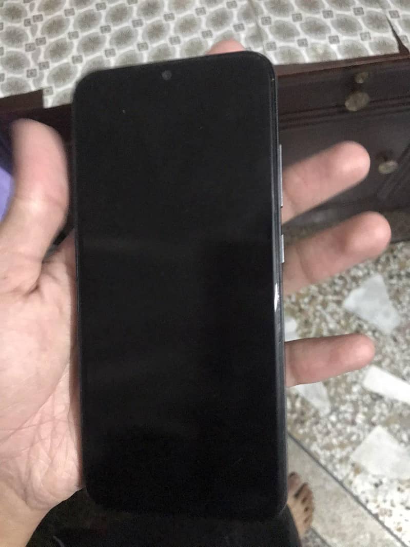 BLU b135dl 2