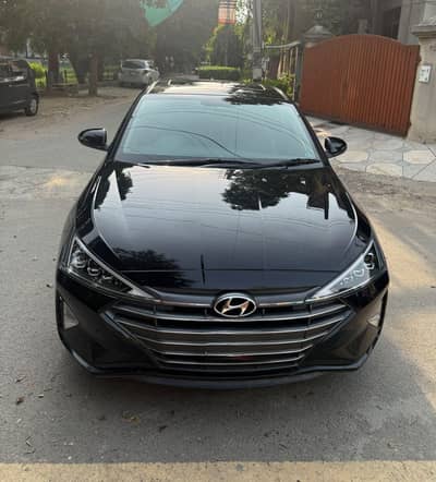 Hyundai Elantra - 2022