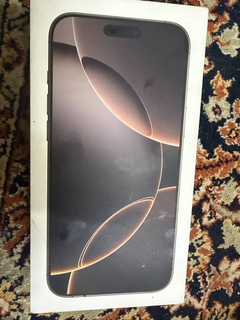 Apple iPhone 16 Pro Max 0