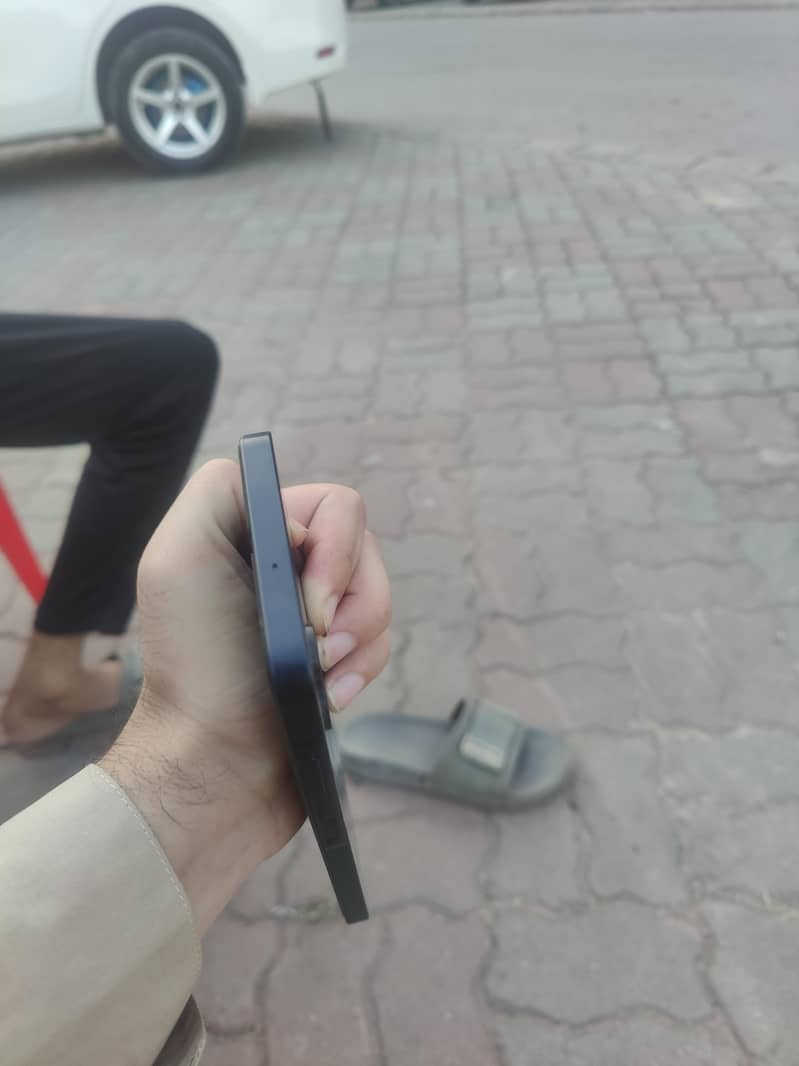 Samsung Mobile A06 3