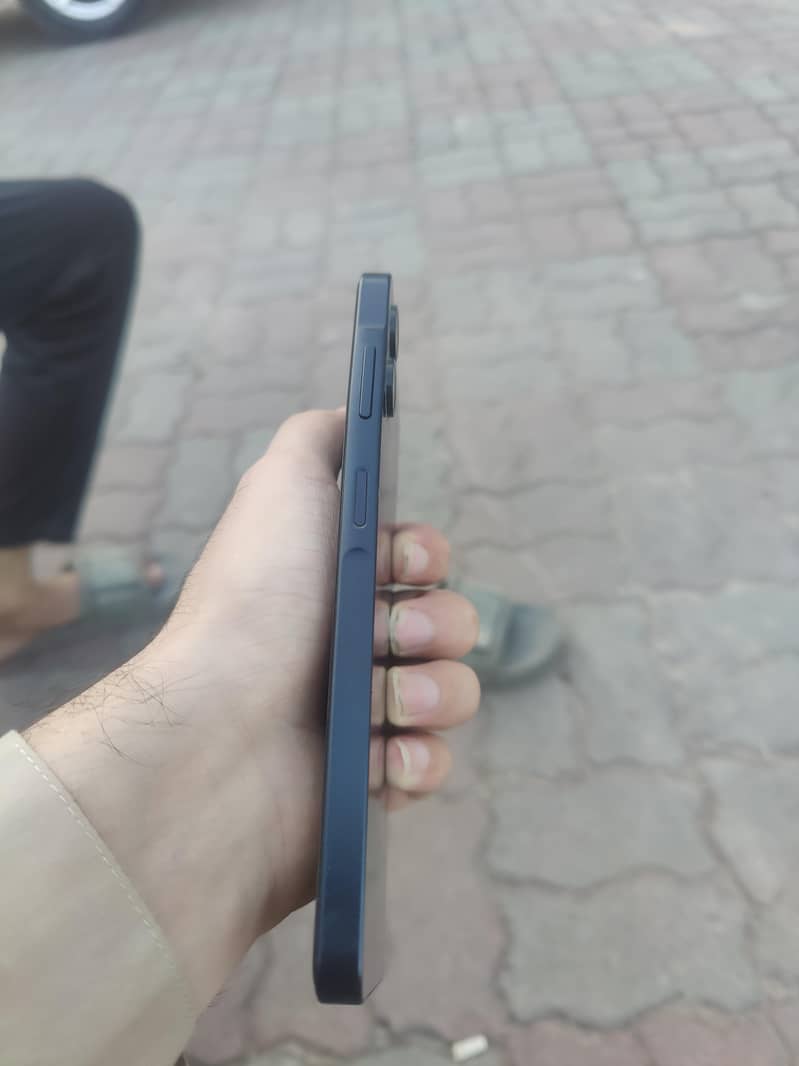 Samsung Mobile A06 4