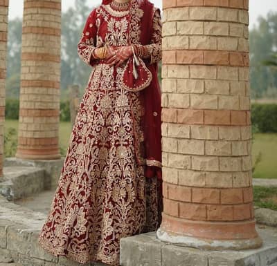 Beautiful bridal lehnga embroided