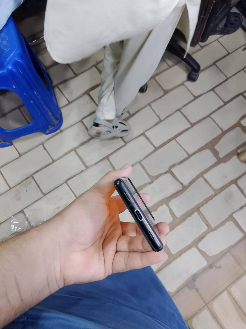 Google Pixel 6a 5