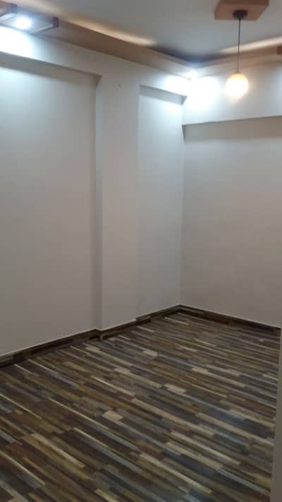 1ST FLOOR 2 BEDS DRAWING DINING FLAT