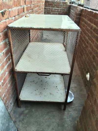 hen cage good condition 10 by 10