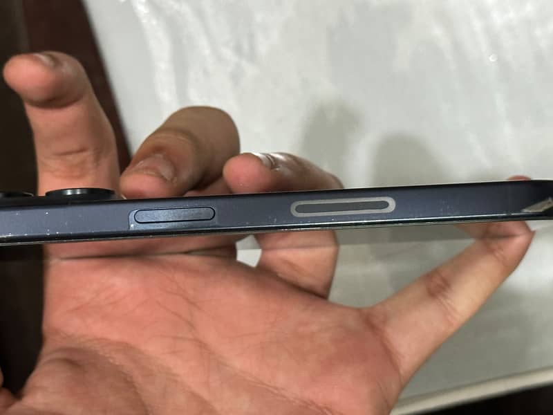Apple iPhone 15 Pro 1